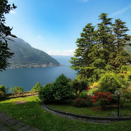 Apartment Altido Fabulous Studio, Como View & Shared Garden Riva (Sondrio)