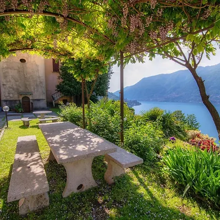 Apartment Altido Fabulous Studio, Como View & Shared Garden Riva (Sondrio)