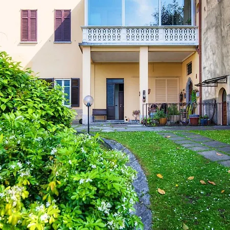 Altido Fabulous Studio, Como View & Shared Garden *