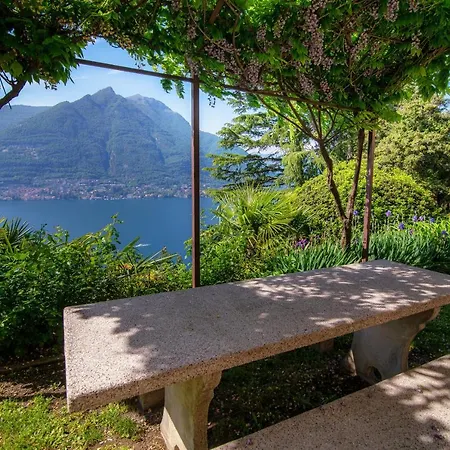Altido Fabulous Studio, Como View & Shared Garden شقة *